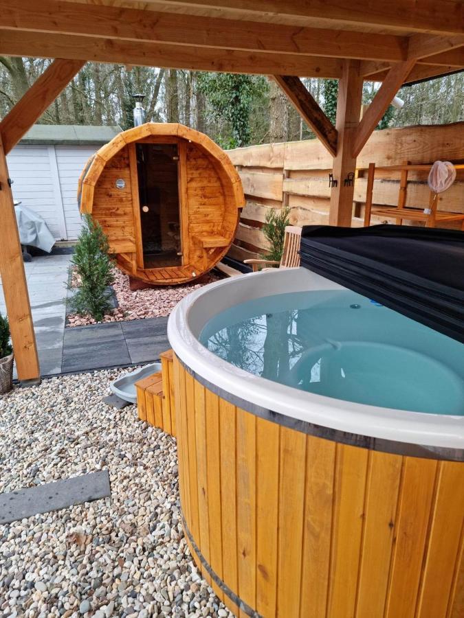 Chalet Harmony Prive Wellness 皮滕 外观 照片